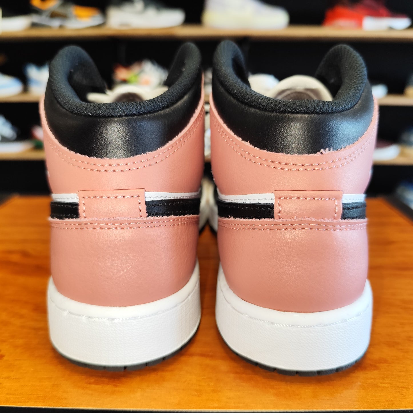 Talla 38 Jordan 1 Mid
