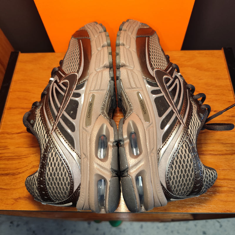 Talla 41 Air Max Moto 2K Nike