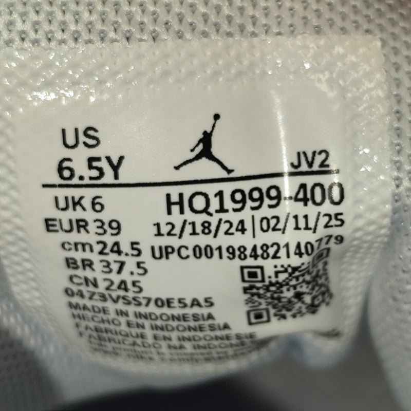 Talla 39 Jordan 1 Mid Nike
