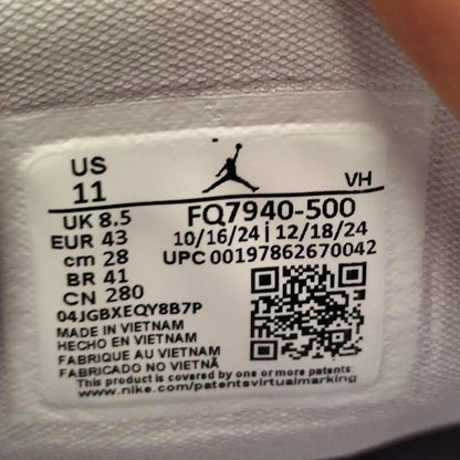 Talla 43 Jordan 4RM
