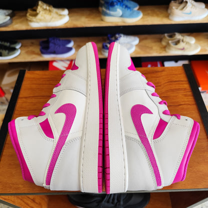 Talla 40 Jordan 1 Mid