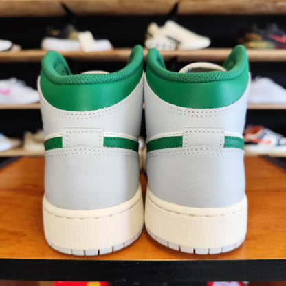 Talla 40 Jordan 1 Mid