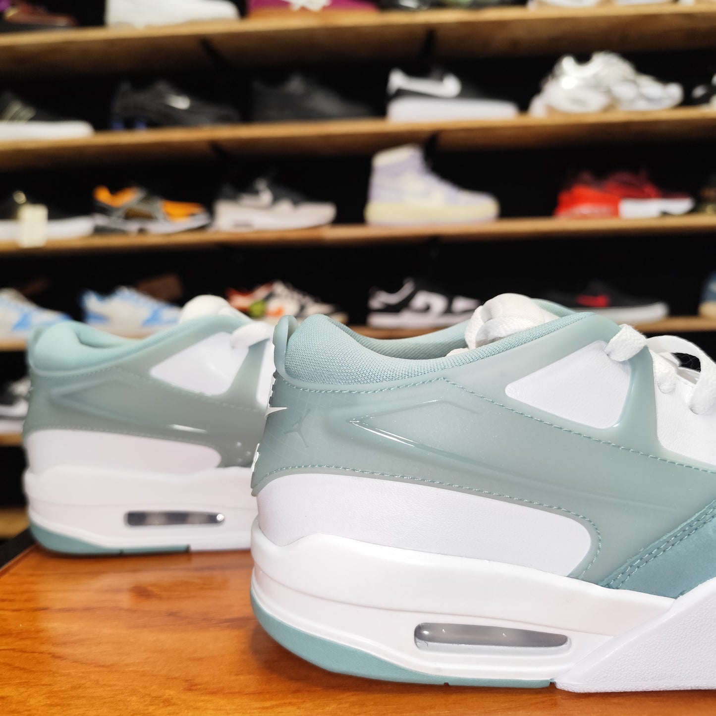 Talla 42 Jordan 4RM