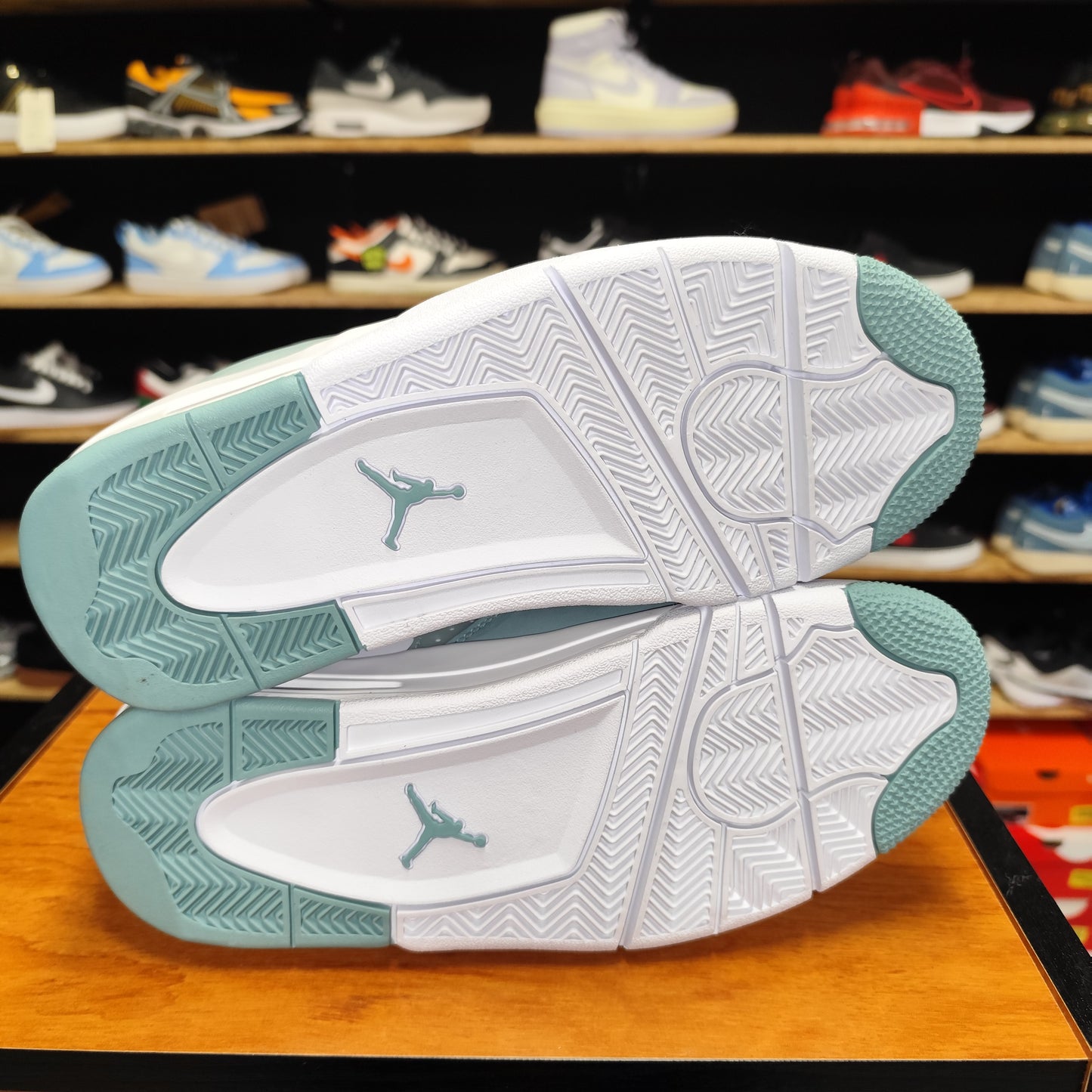 Talla 42 Jordan 4RM