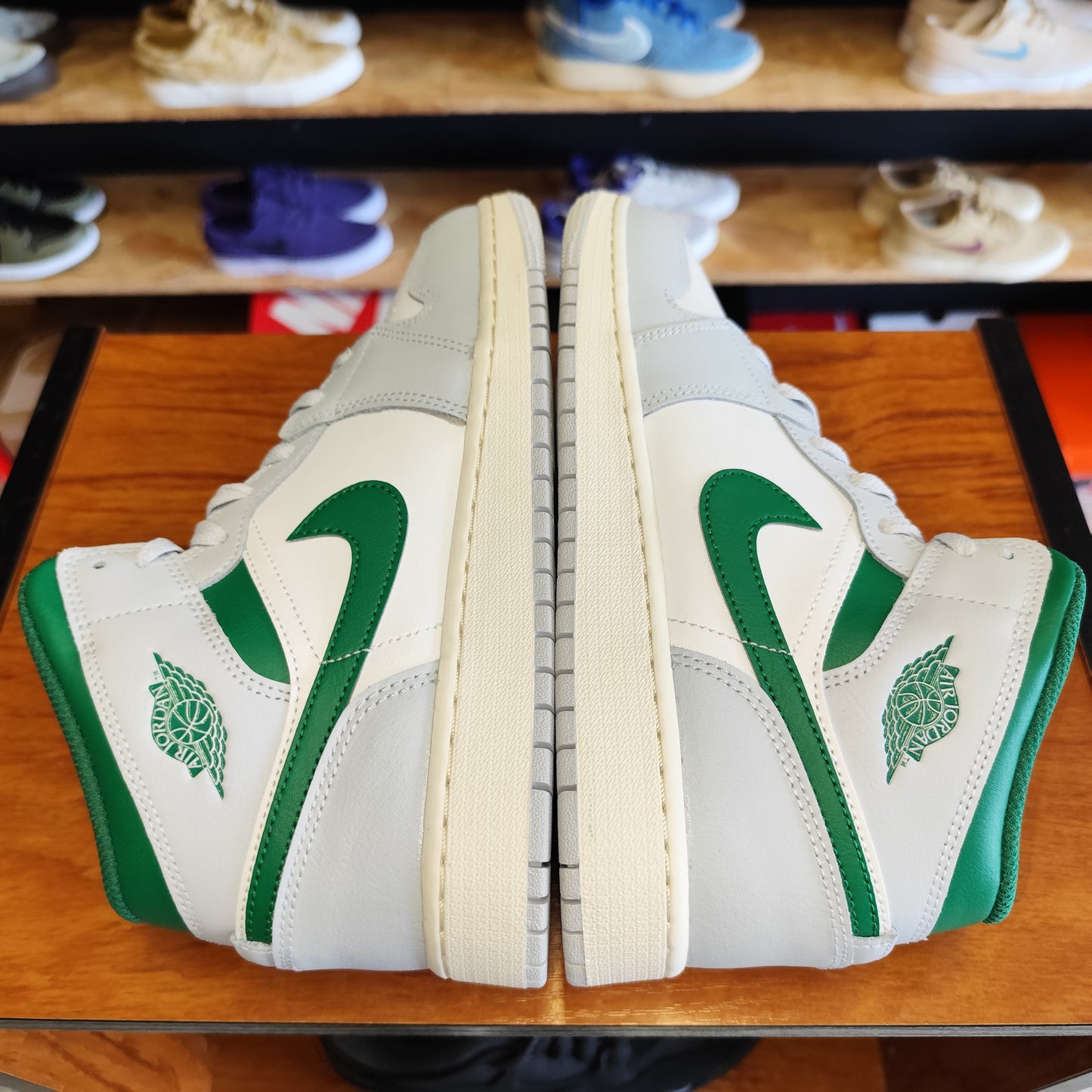Talla 40 Jordan 1 Mid