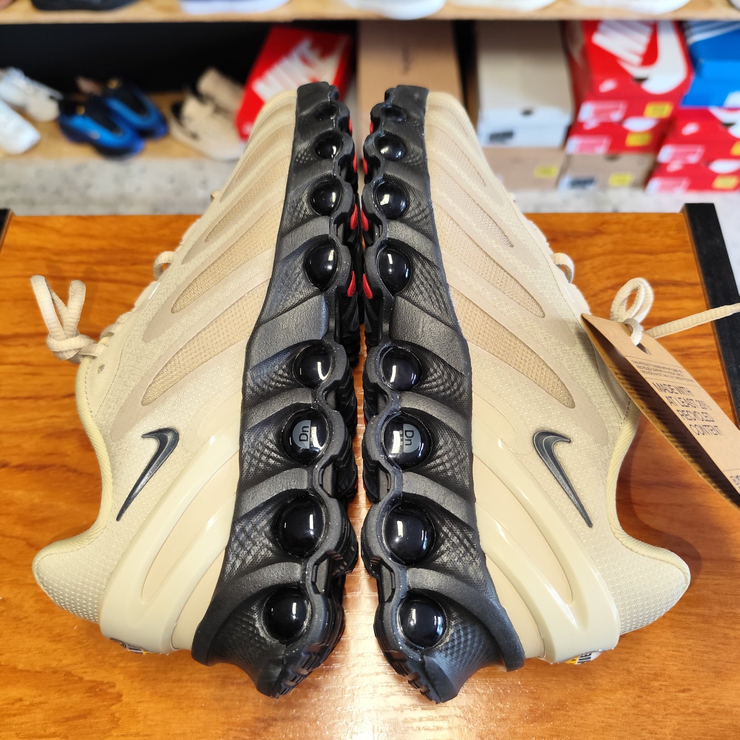 Talla 37.5 Air Max DN8