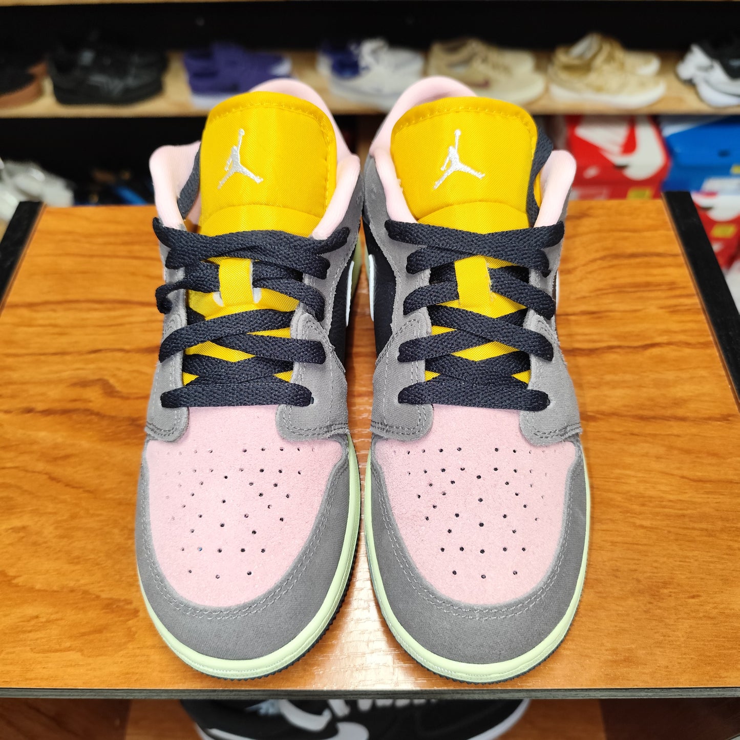 Talla 38Jordan 1 Low Edición Especial